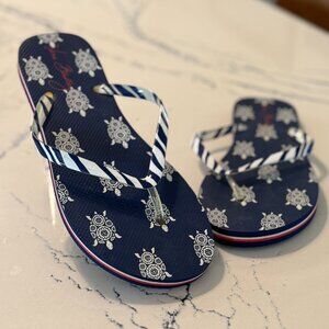 Vera Bradley Sea Turtle Flip-Flops | Women’s Size L (7-8) | Navy, White & Red